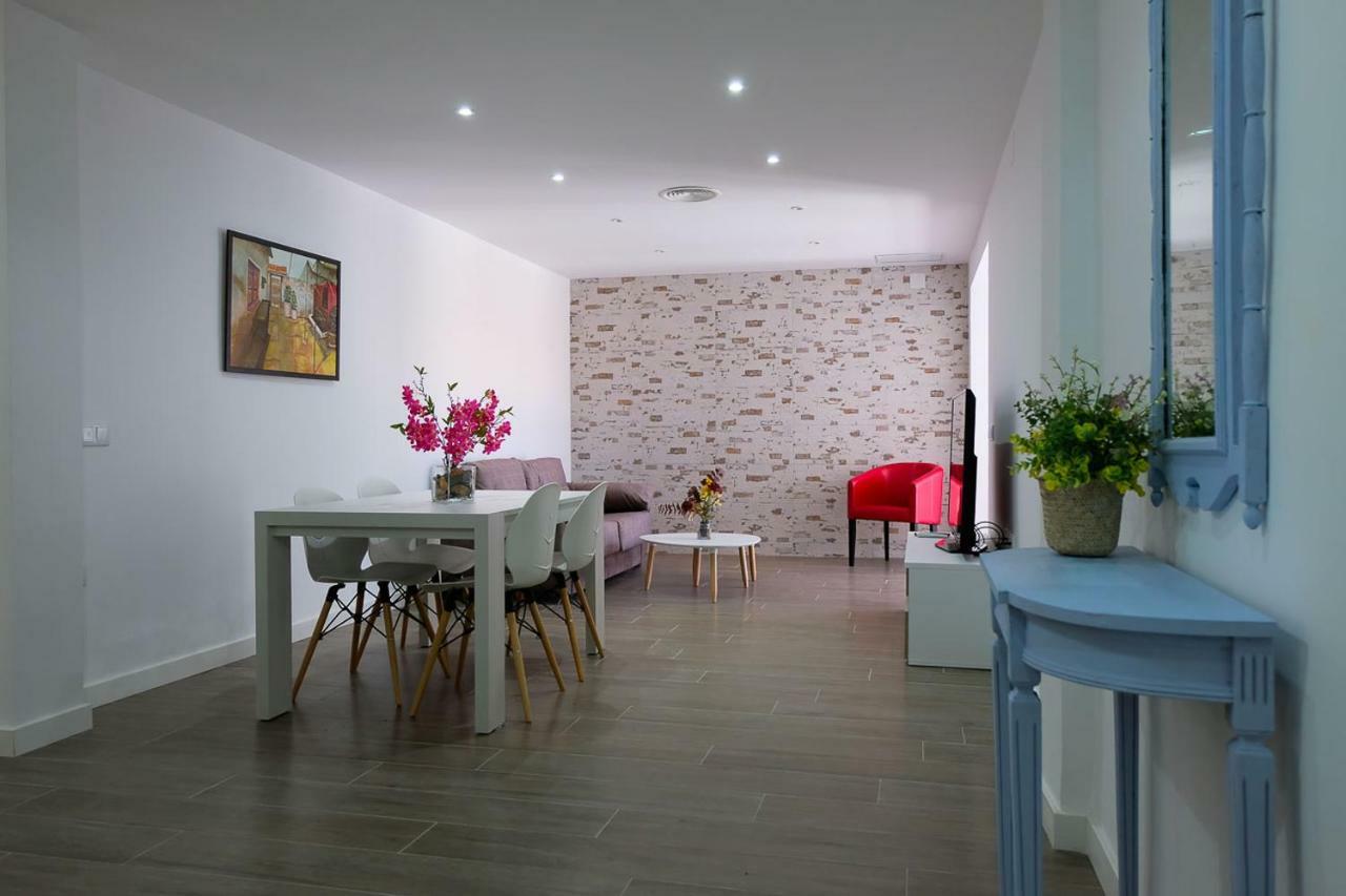 El Ventanal De Almagro Apartment Luaran gambar