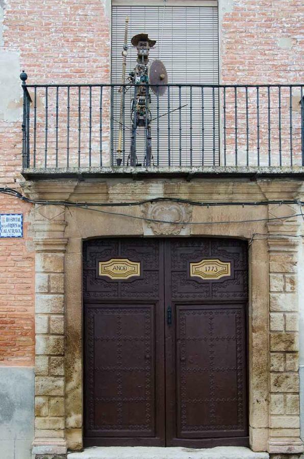 El Ventanal De Almagro Apartment Luaran gambar
